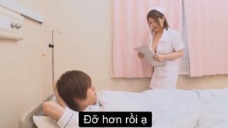 Y tá vú to là một lợi thế